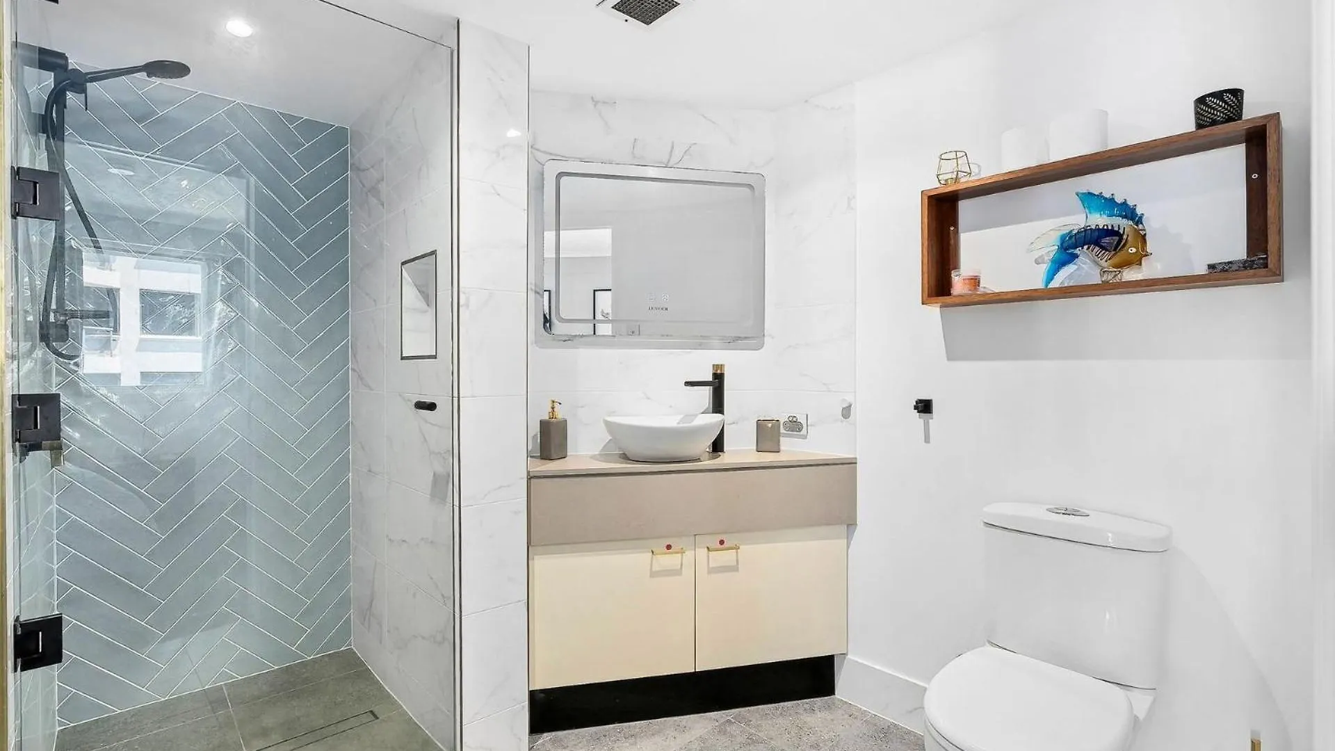 Pumicestone Apartments Unit 6 Caloundra
